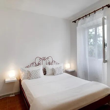Borgo Quartara Casa de Férias